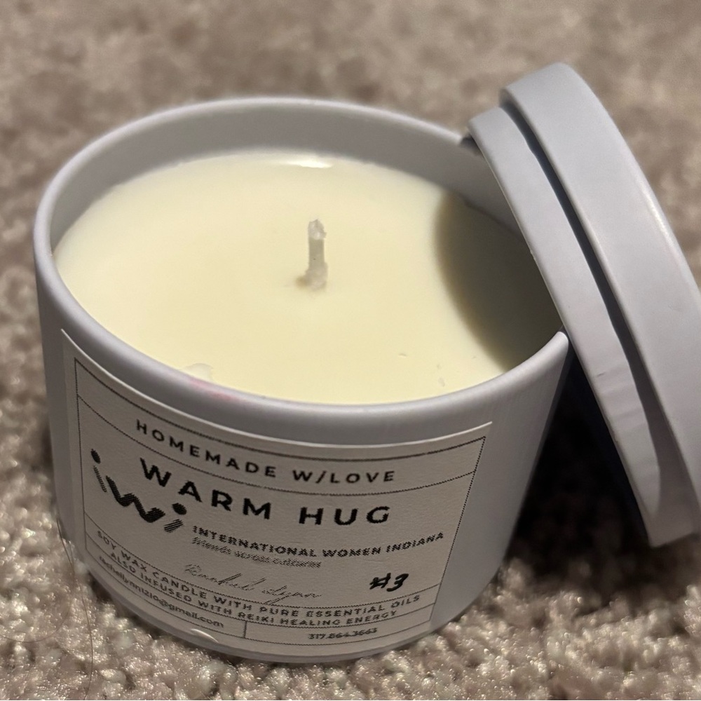 Natural Soy Wax Candle | Pure Essential oil | Reiki-Infused ~Warm Hug